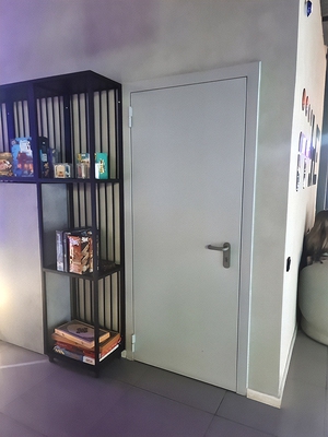 Служебная дверь ei-60